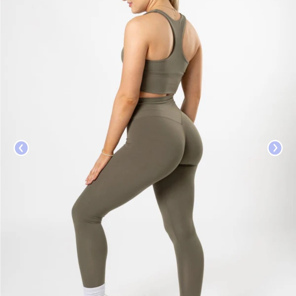 High-Waist Sculpting Leggings in Olive